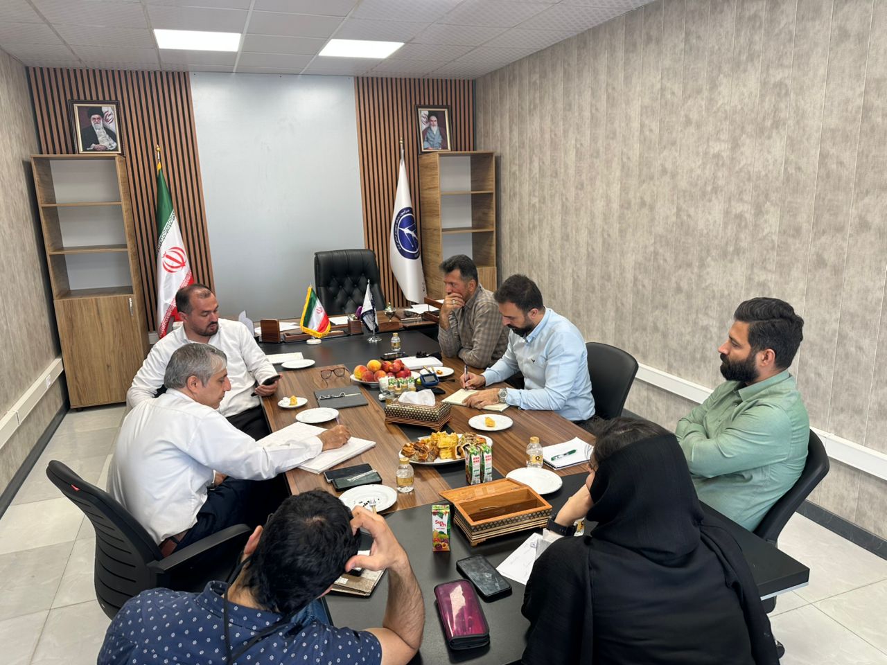 برگزاری جلسه مشترک سرپرست فدراسیون روئینگ با مسئولین مرکز نوآوری همتا در راستای بهره‌گیری از هوش مصنوعی