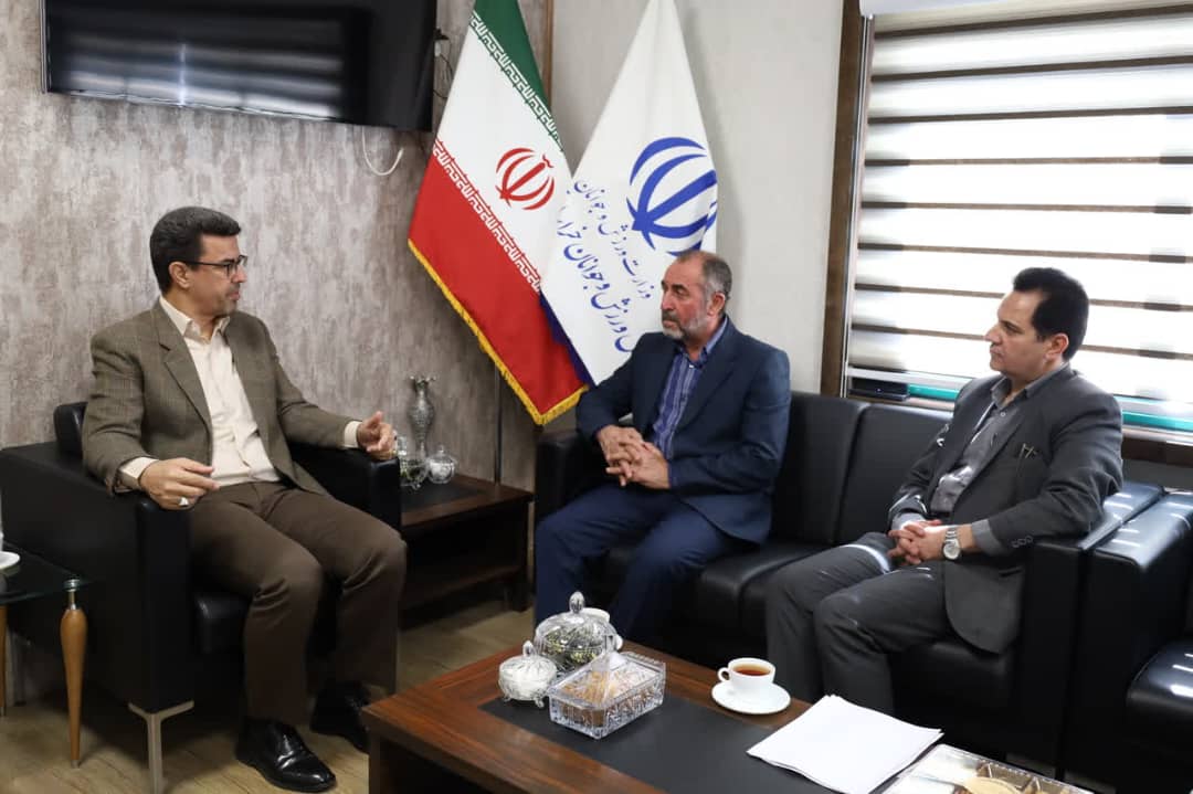 دیدار سرپرست نایب رییسی فدراسیون روئینگ با مدیرکل ورزش و جوانان خراسان رضوی