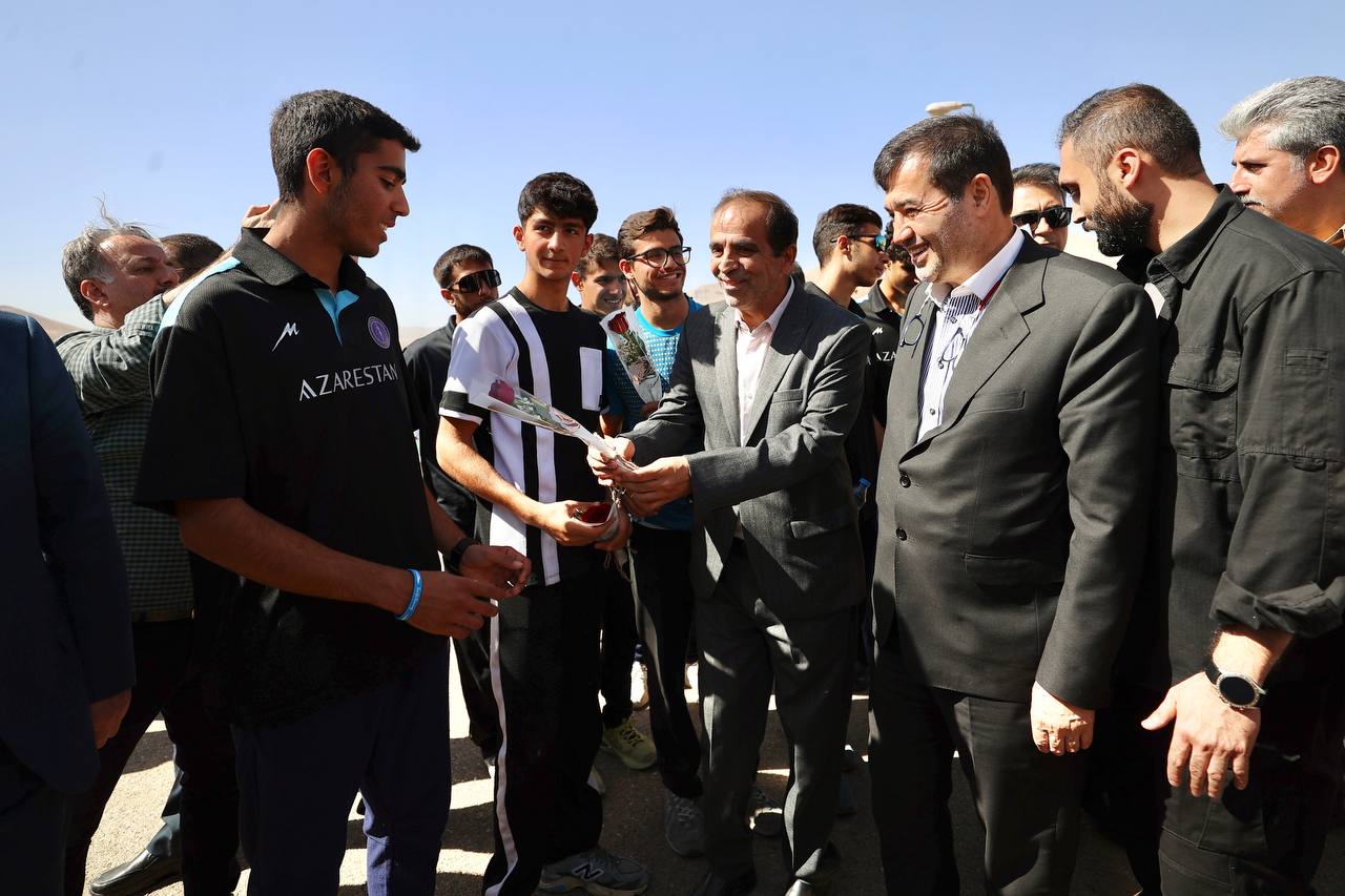 وزیر ورزش و جوانان: ملی‌پوشان روئینگ تنها برای مدال طلا تلاش کنند