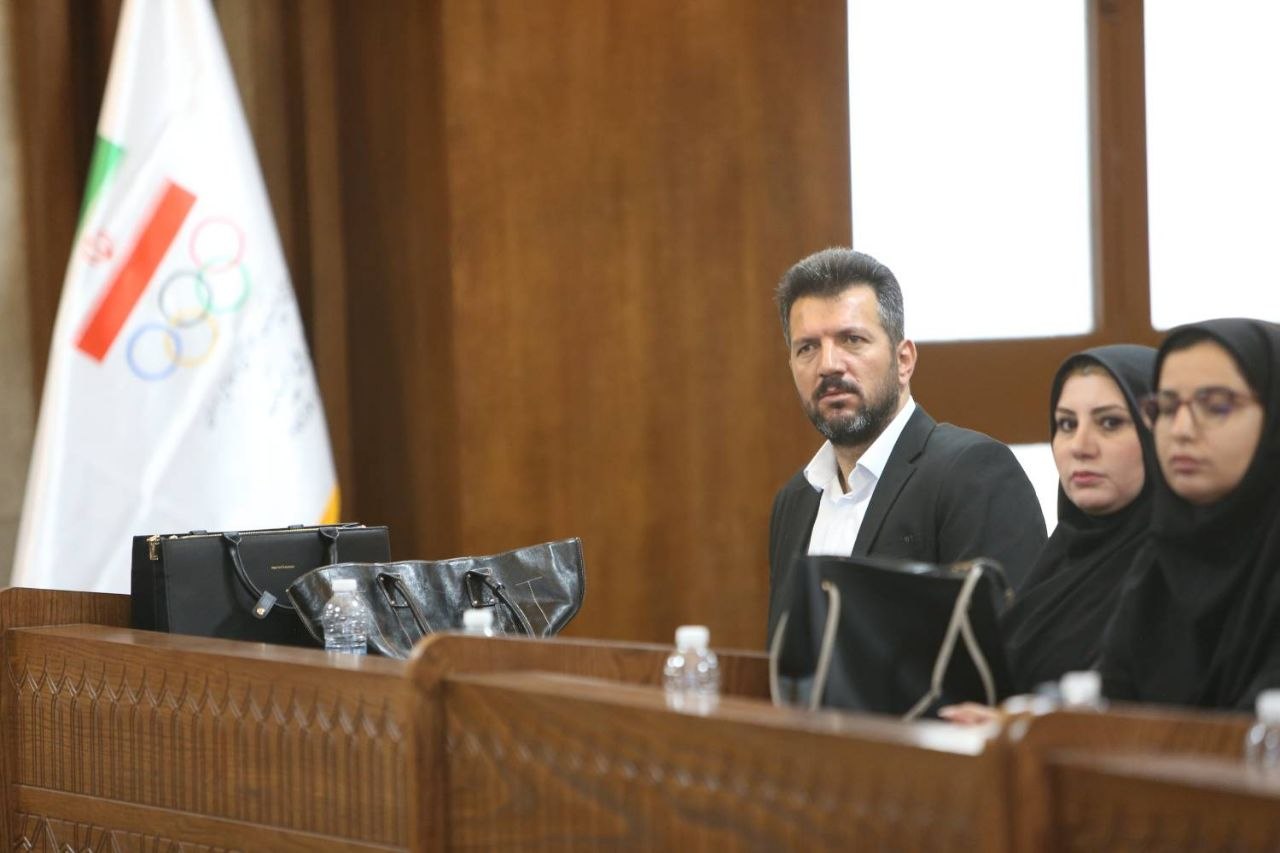 برگزاری نشست دستورالعمل‌های جهانی حفاظت از محیط زیست با حضور رئیس فدراسیون روئینگ   